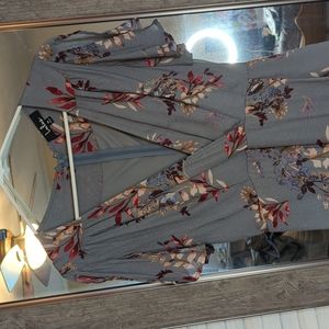 Lulus long blue floral dress